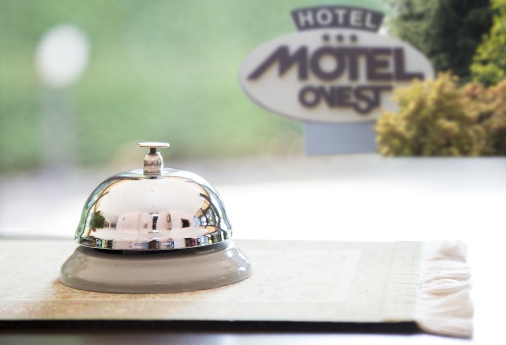 Hotel Motel Ovest Vittuone Ngoại thất bức ảnh
