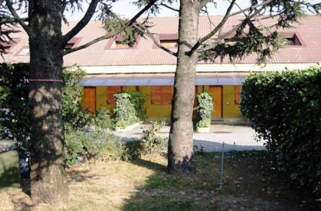 Hotel Motel Ovest Vittuone Ngoại thất bức ảnh